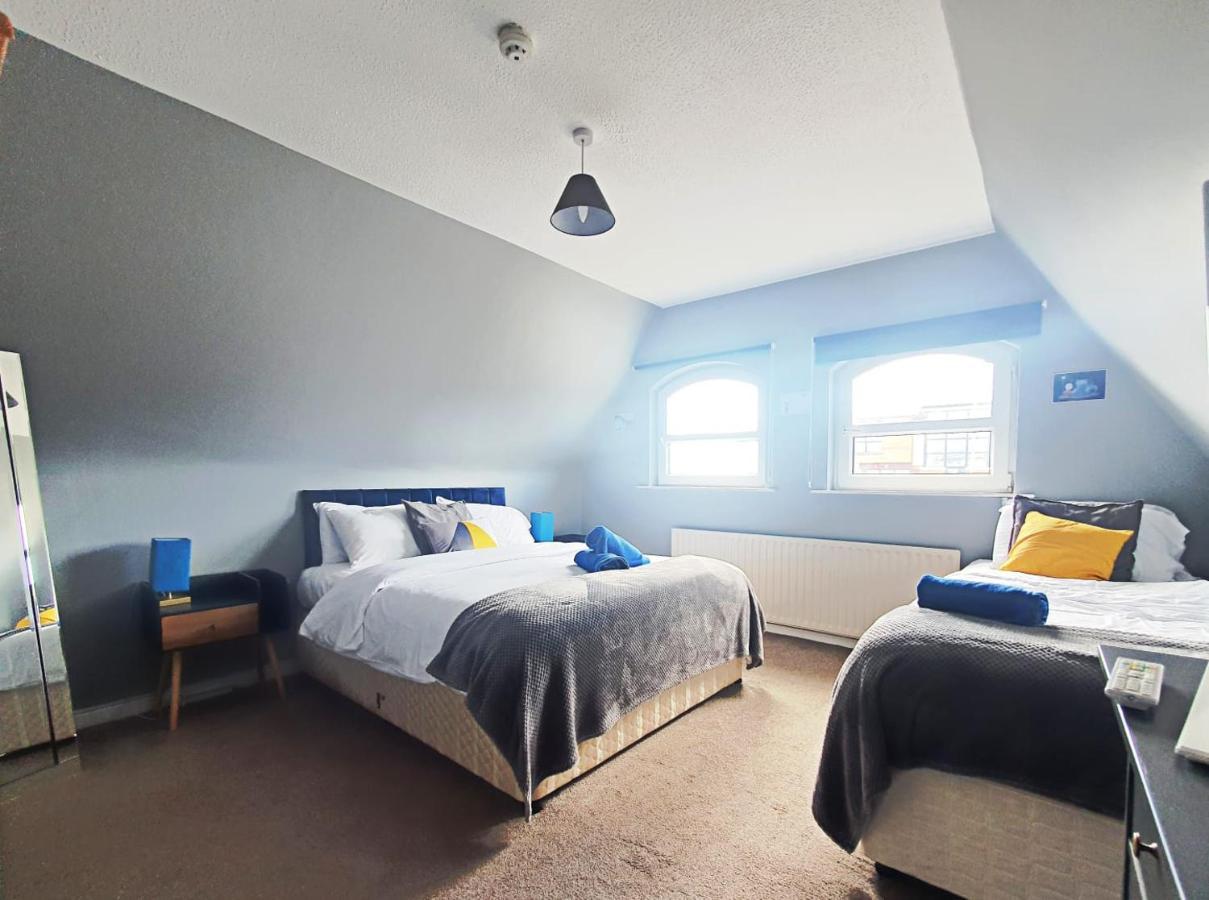 California Lodge Portstewart Extérieur photo