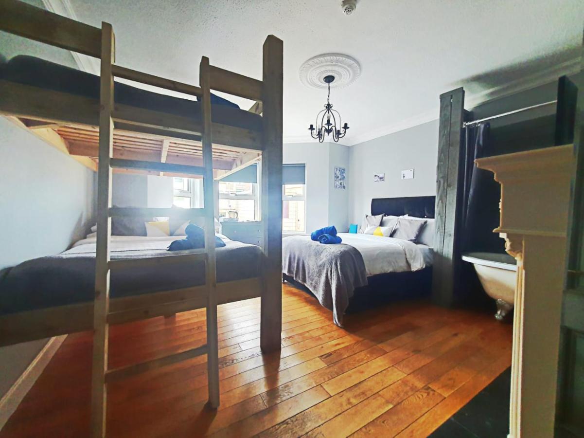 California Lodge Portstewart Extérieur photo